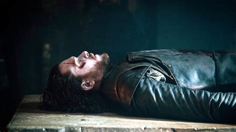 Game of Thrones Ep 1: The Red Woman .